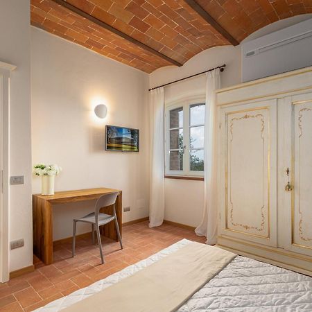 Il Castro Luxury Apartments San Gimignano Bagian luar foto