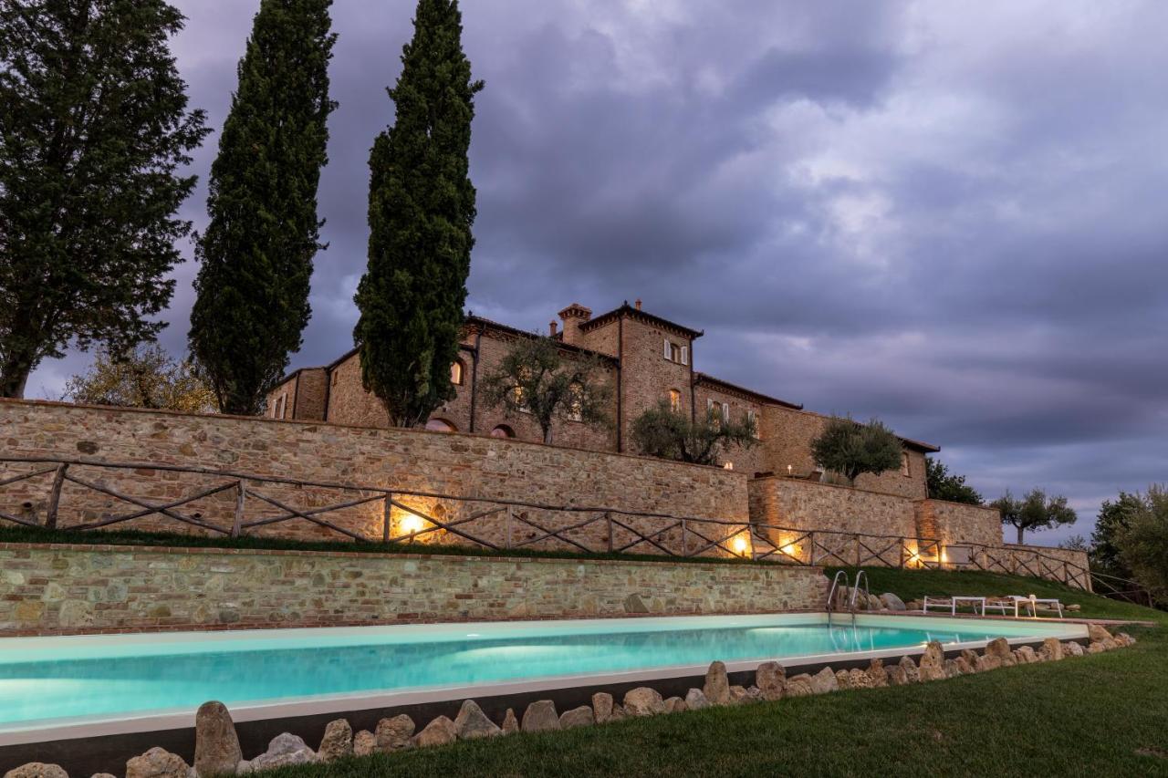 Il Castro Luxury Apartments San Gimignano Bagian luar foto