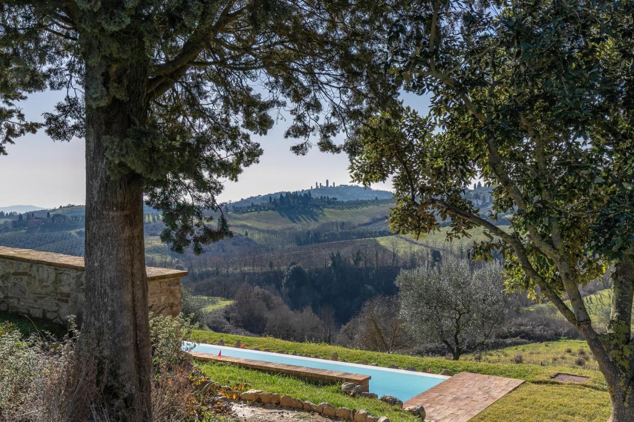 Il Castro Luxury Apartments San Gimignano Bagian luar foto