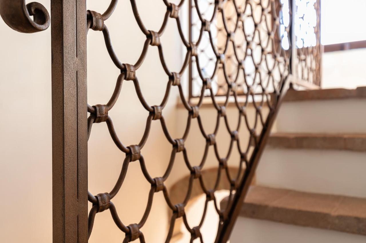 Il Castro Luxury Apartments San Gimignano Bagian luar foto